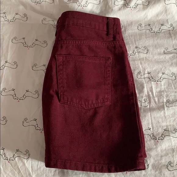 COPY - Topshop Burgundy mini skirt - Picture 3 of 6